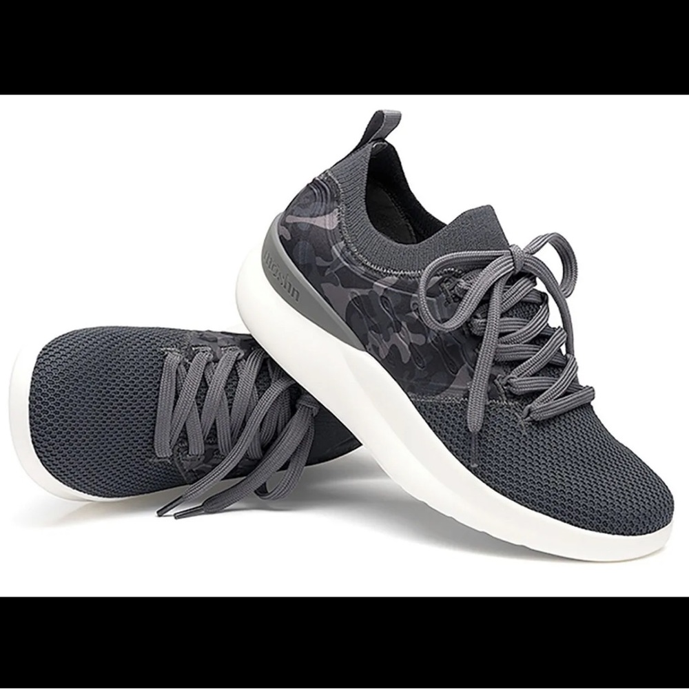 Mōshn PULSE Women  - BLACK OYSTER CAMO Comfort Sneakers US7 ($170)